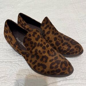 Pierre Dumas Tan Leopard Women’s Slip-Ons